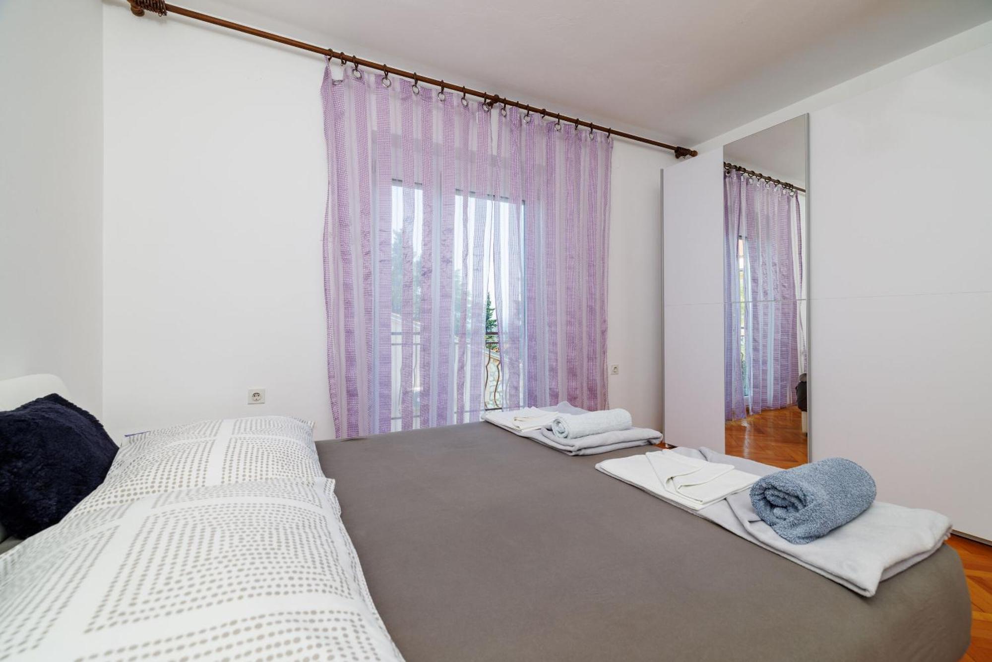 Apartments Melita Драмал Екстериор снимка