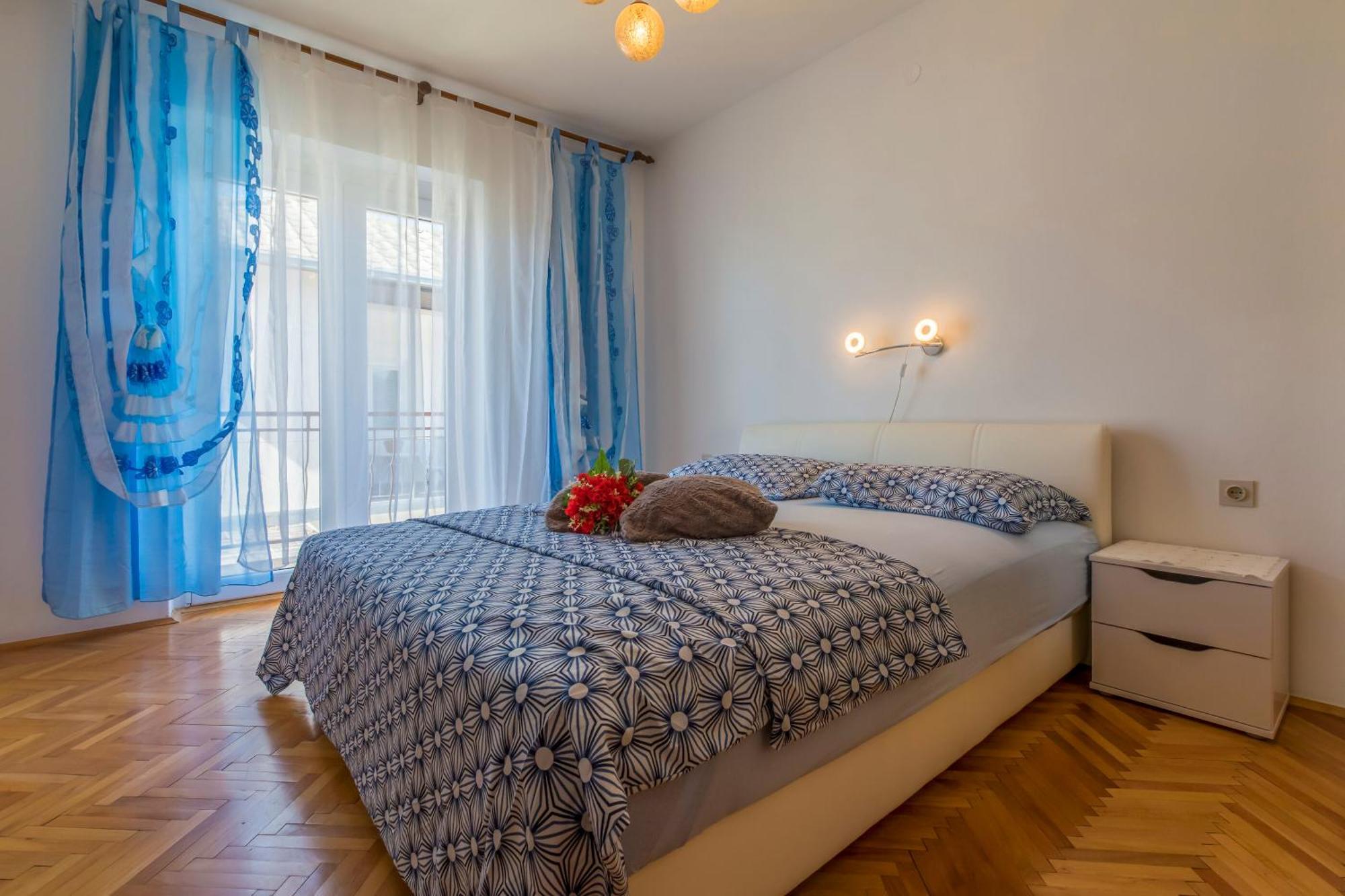 Apartments Melita Драмал Екстериор снимка