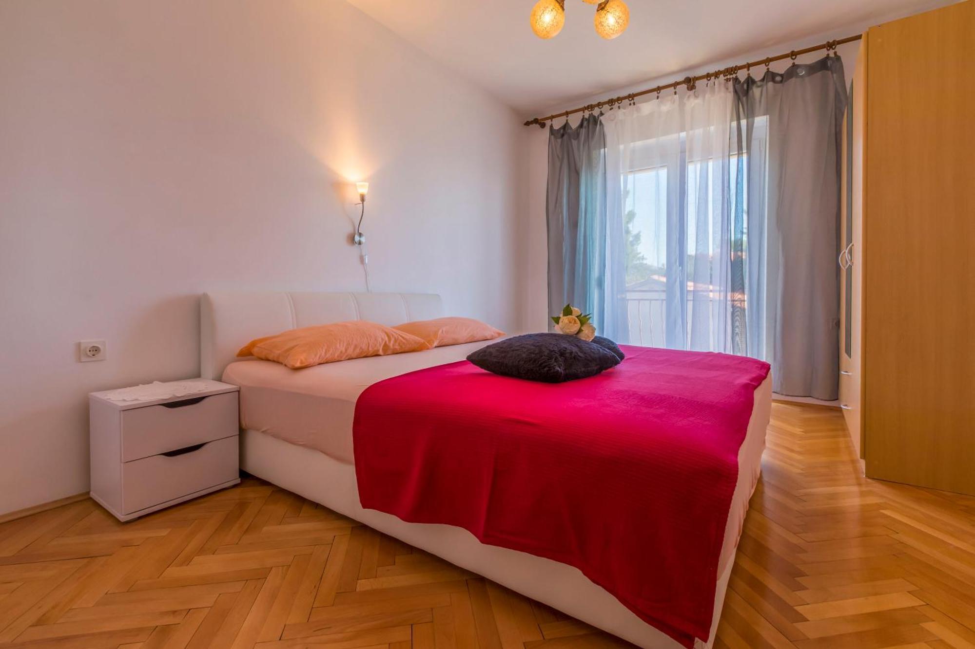 Apartments Melita Драмал Екстериор снимка