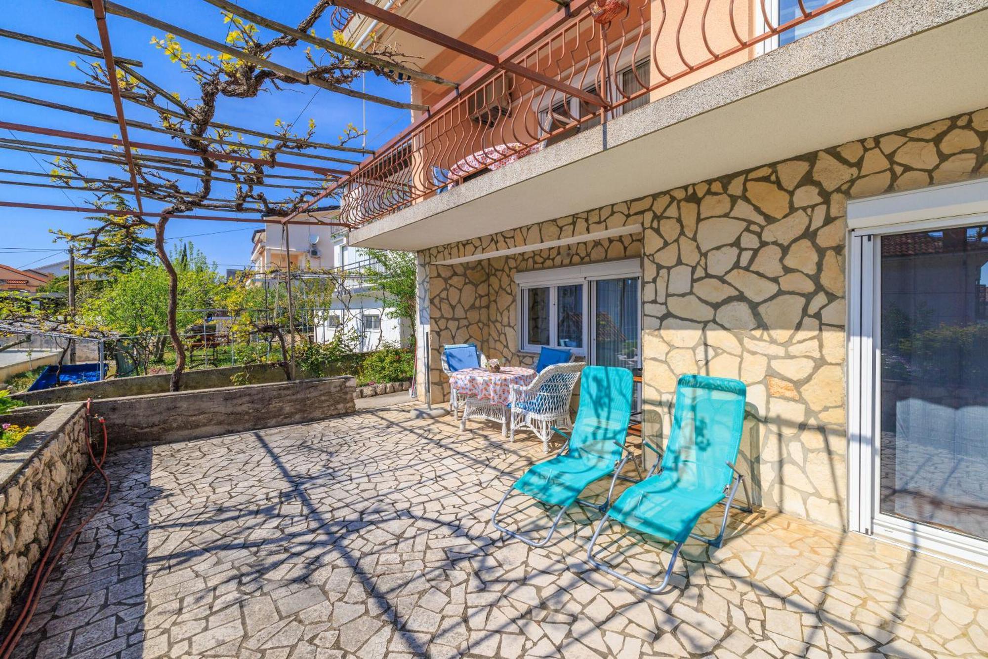 Apartments Melita Драмал Екстериор снимка