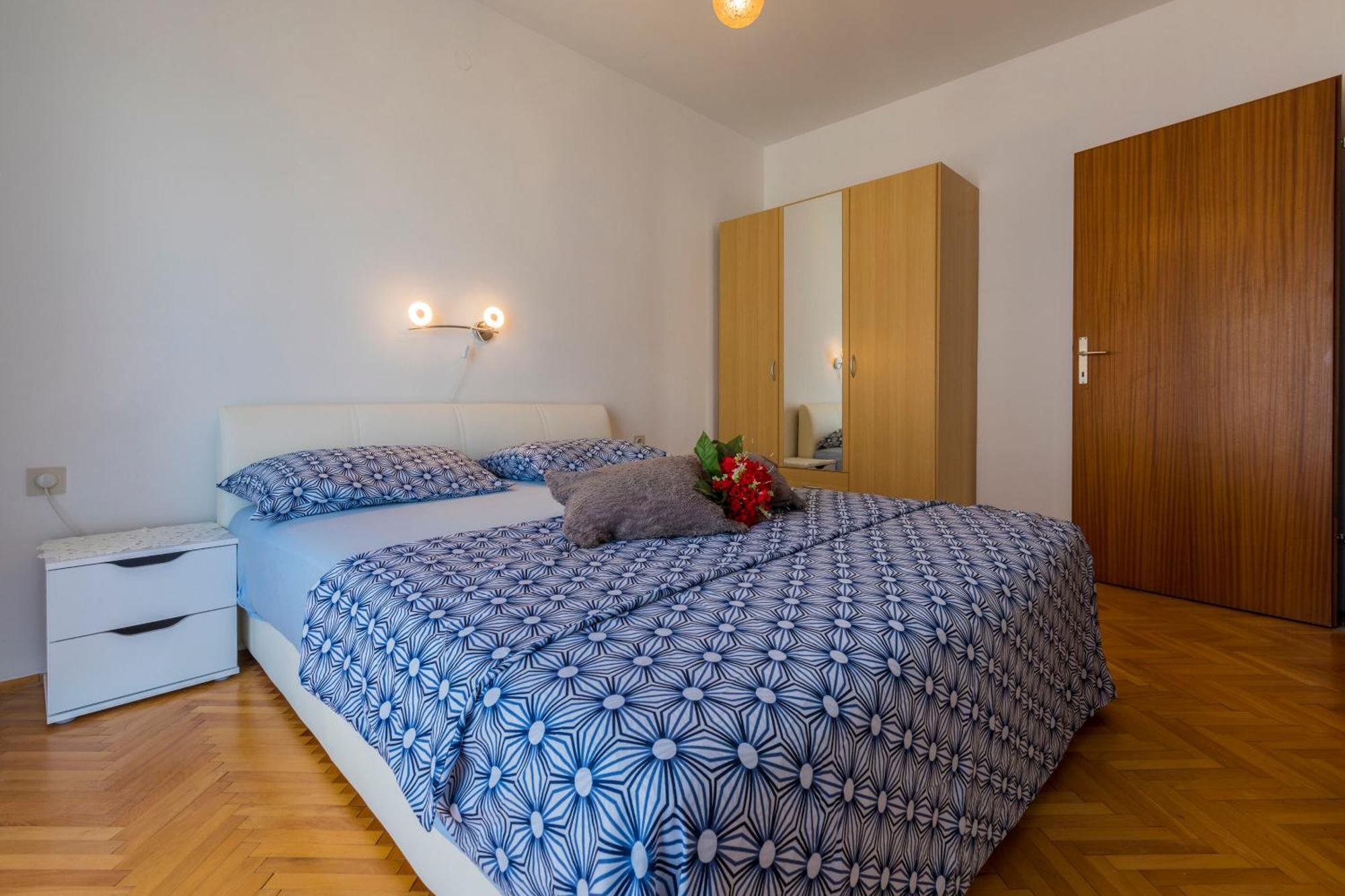 Apartments Melita Драмал Екстериор снимка