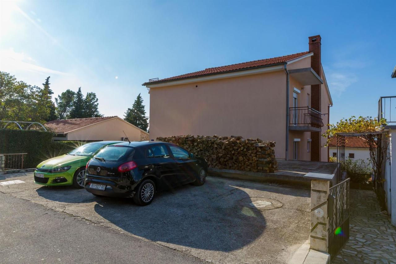 Apartments Melita Драмал Екстериор снимка